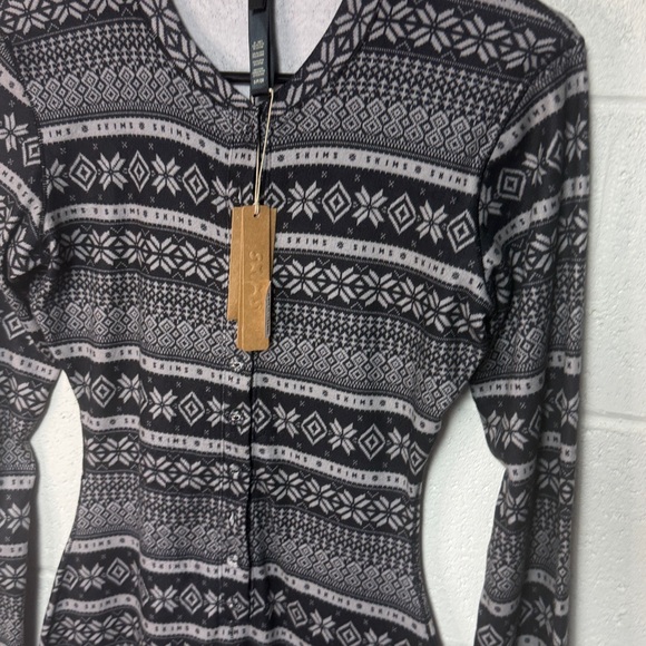 SKIMS One Piece Sleepwear Logo Onesie Black White NWT - Picture 3 of 8